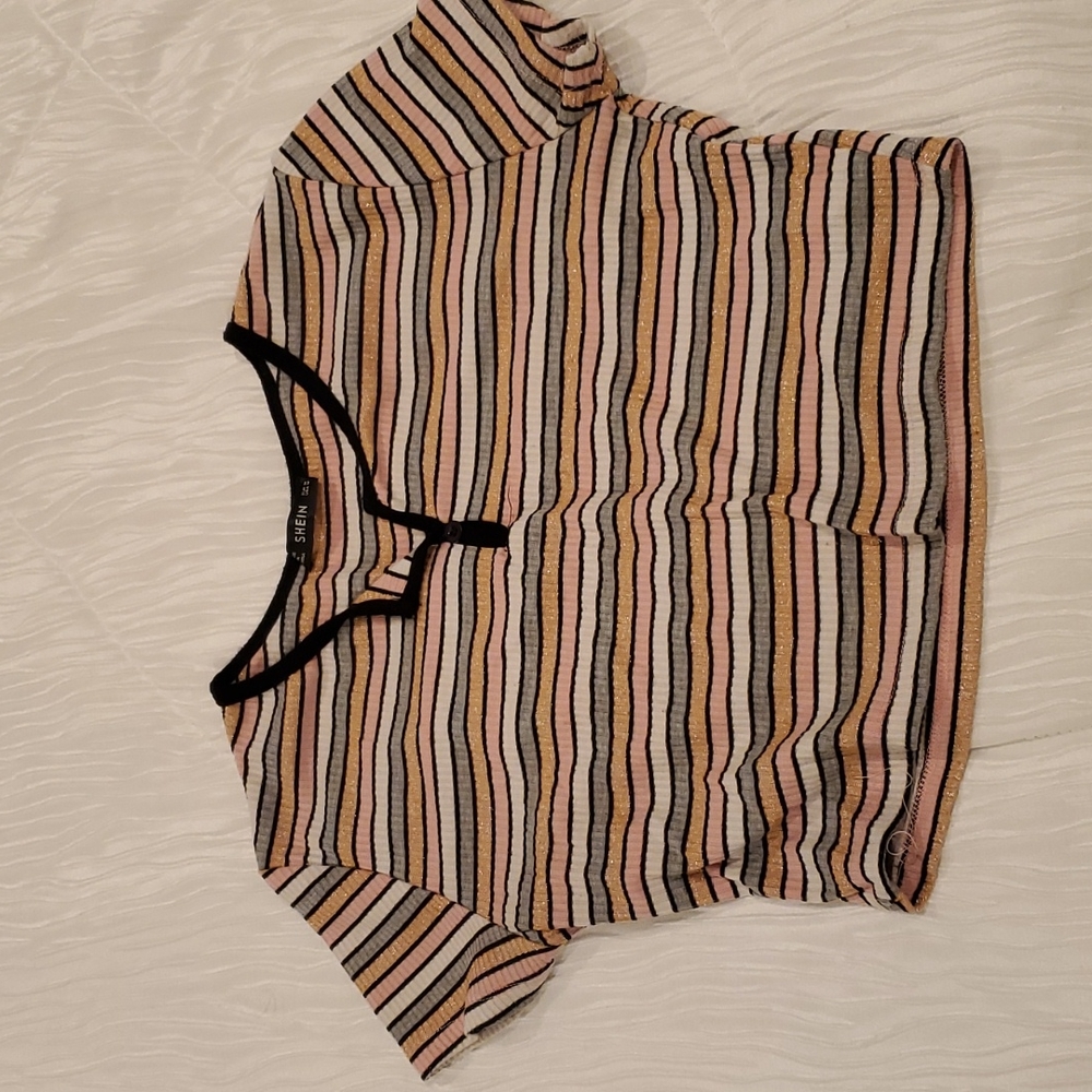 Multicolored crop top